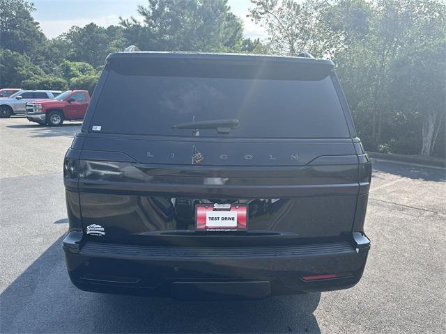 2020 lincoln navigator black label