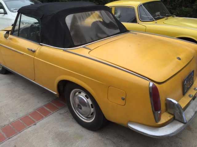 1961 fiat 1200 spyder