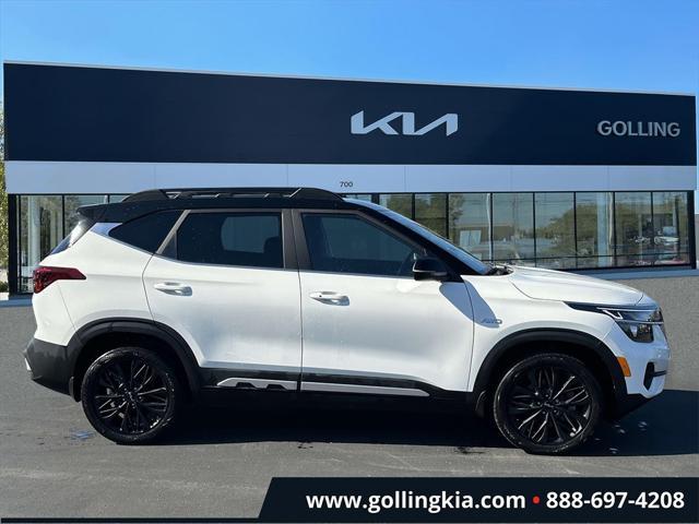 2022 kia seltos nightfall edition