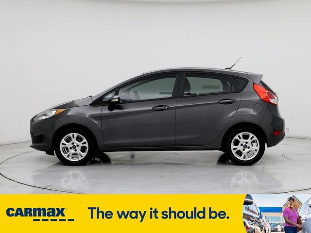 2016 ford fiesta se