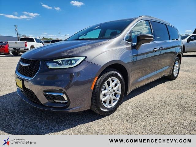 2022 chrysler pacifica touring l