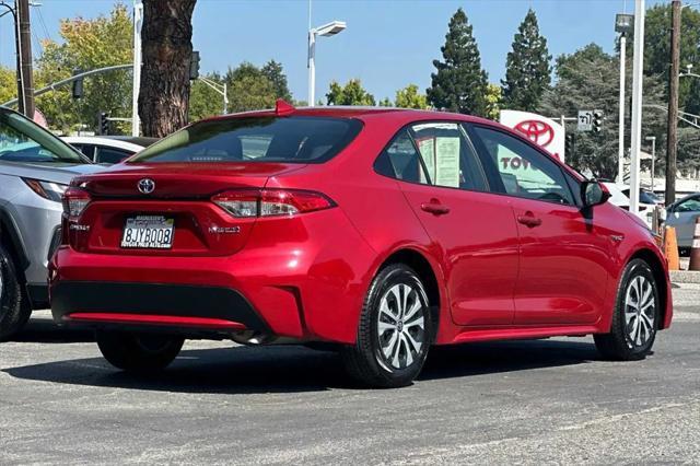 2020 toyota corolla hybrid le