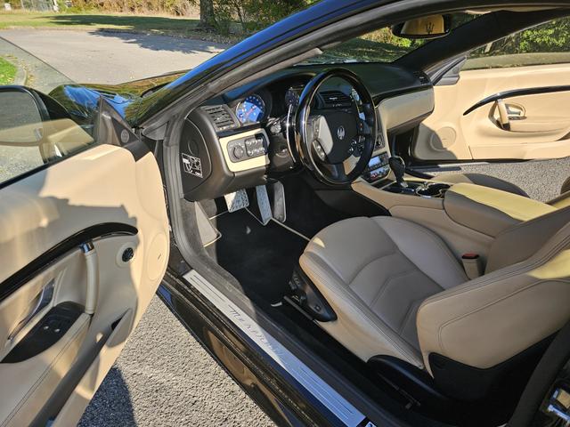 2015 maserati granturismo sport
