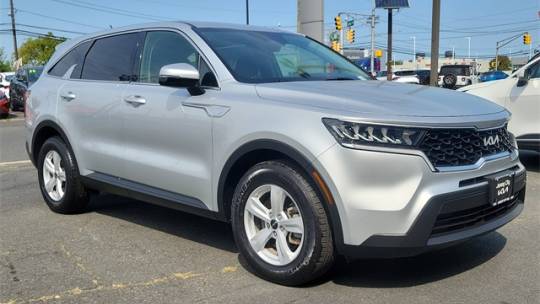 2022 kia sorento lx