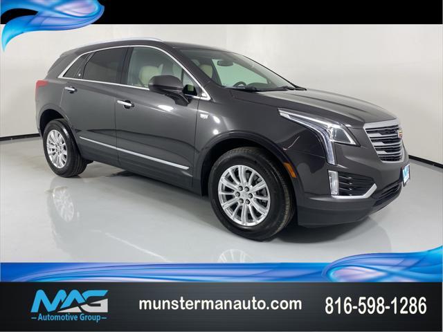 2017 cadillac xt5 base
