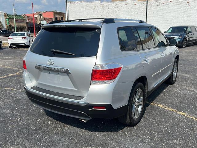 2011 toyota highlander limited