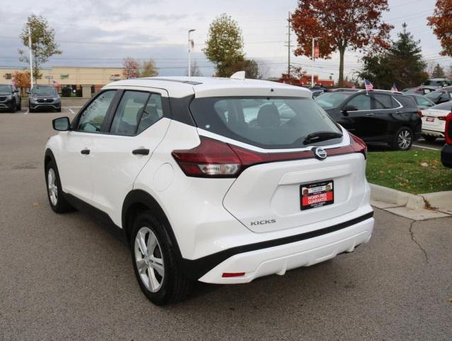 2021 nissan kicks s