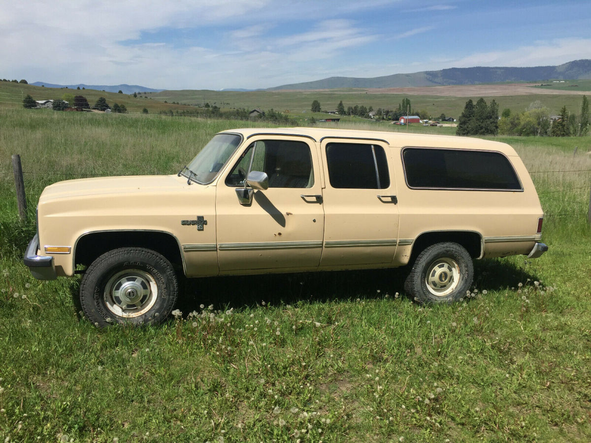 3/4 ton 4x4, manual transmission