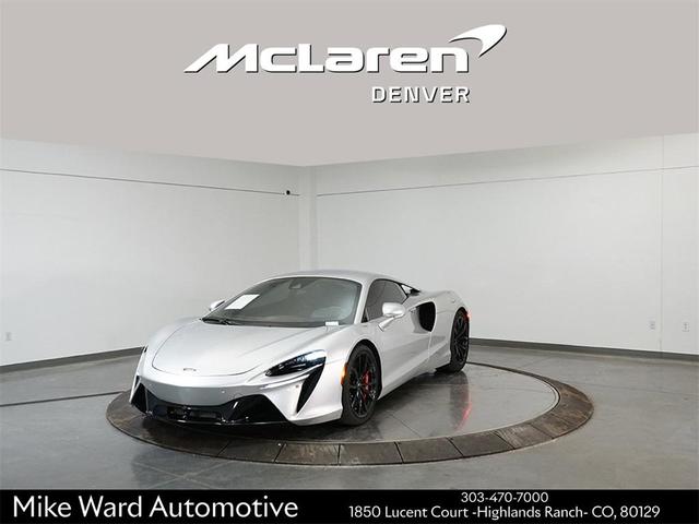 2024 mclaren artura techlux