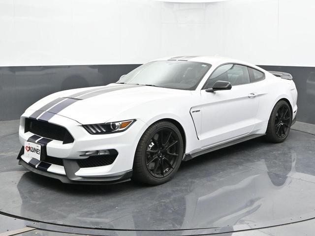 2020 ford shelby gt350 base