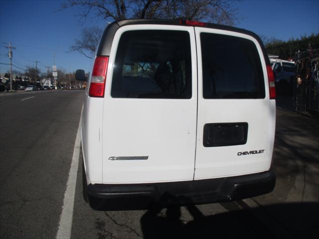 2003 chevrolet express 2500 cargo