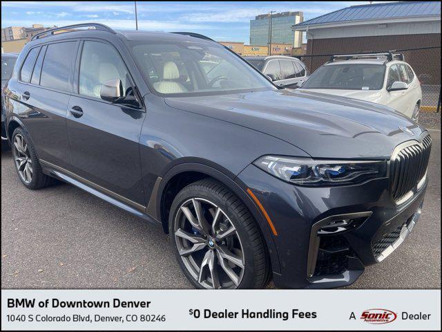2022 bmw x7 m50i