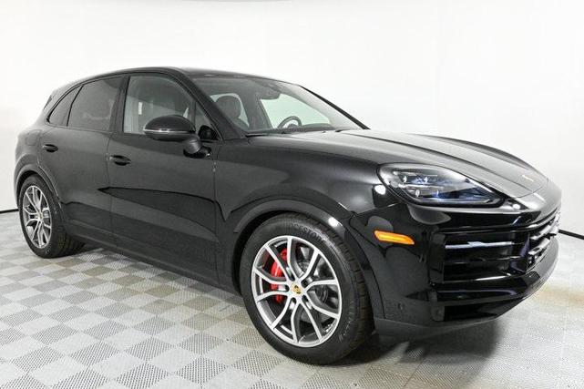 2024 porsche cayenne s