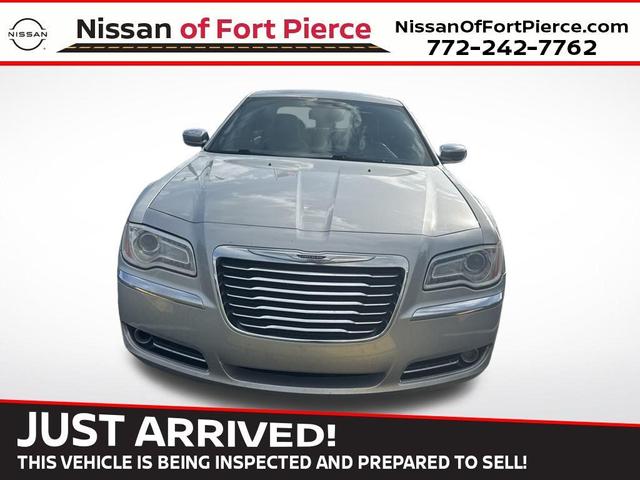 2012 chrysler 300 limited