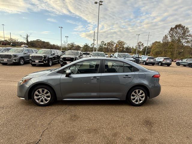 2021 toyota corolla le