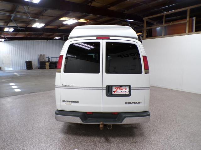 2002 chevrolet express 1500 wagon