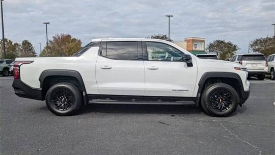 2025 Chevrolet Silverado