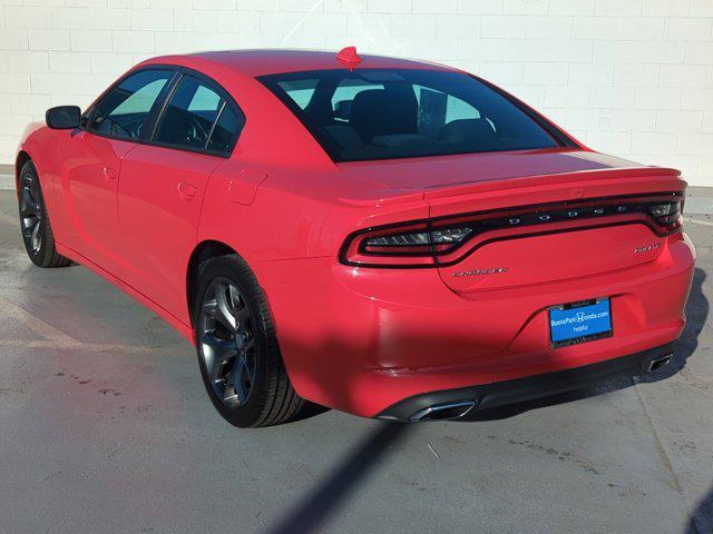 2015 dodge charger sxt