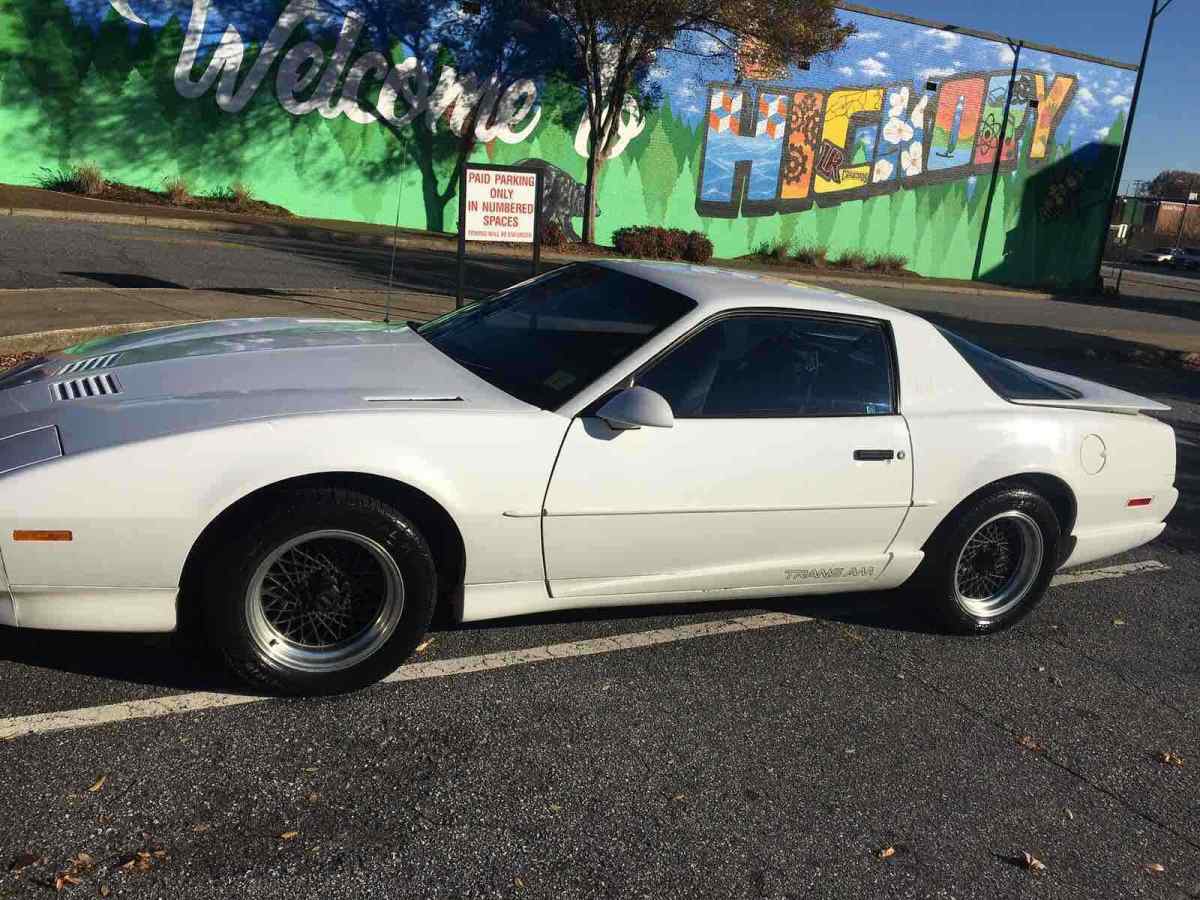 1991 pontiac firebird coupe white rwd automatic trans am