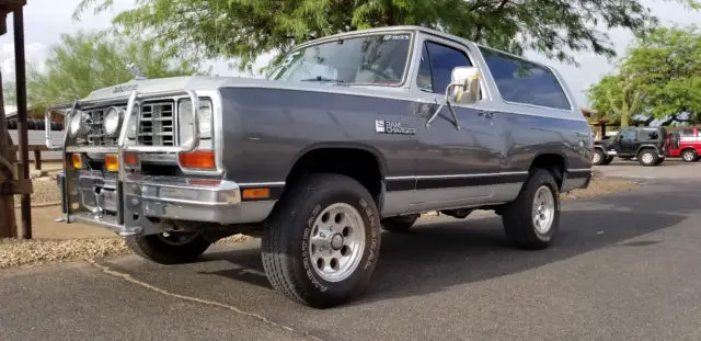 1985 dodge ramcharger prospector royal se 5.2l v8 4x4 4-speed manual trans