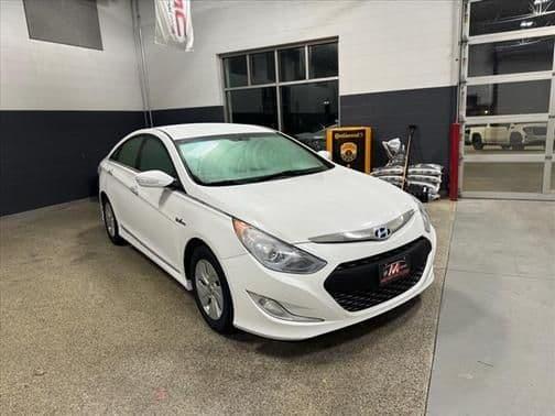 2014 hyundai sonata hybrid base in plymouth, wisconsin