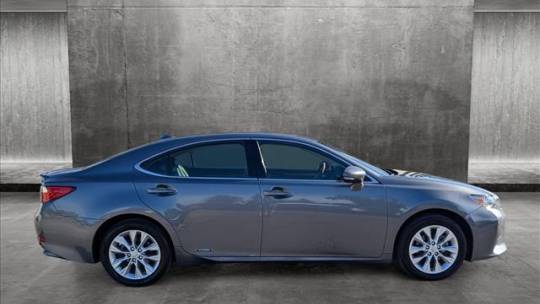 2015 lexus es 300h base