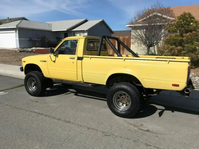 1981 toyota sr5 4x4 original paint with upgrades