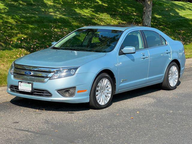2010 ford fusion hybrid base