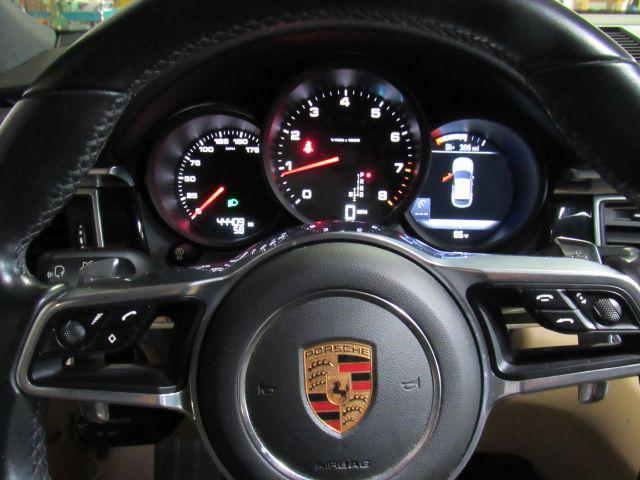 2018 porsche macan gts
