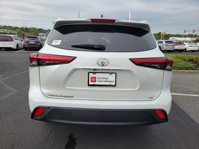 2023 toyota highlander le