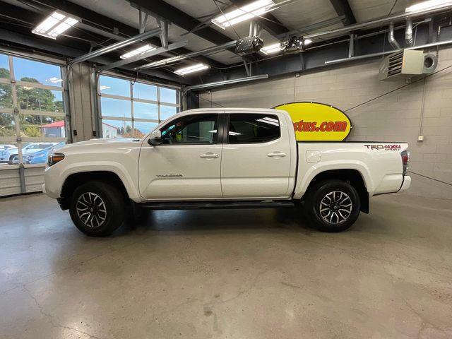 2021 toyota tacoma trd sport