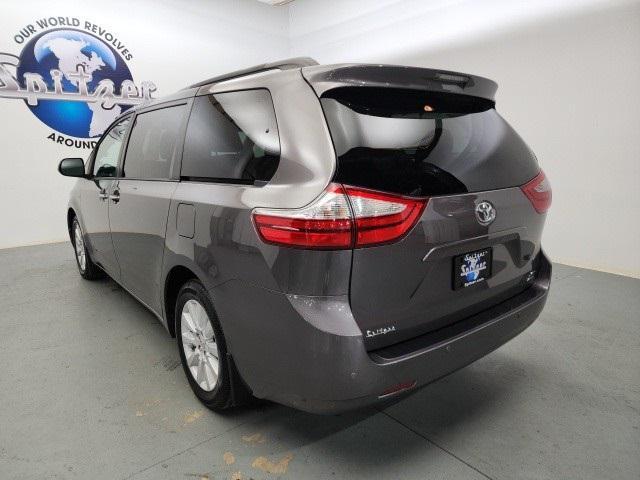 2017 toyota sienna xle premium