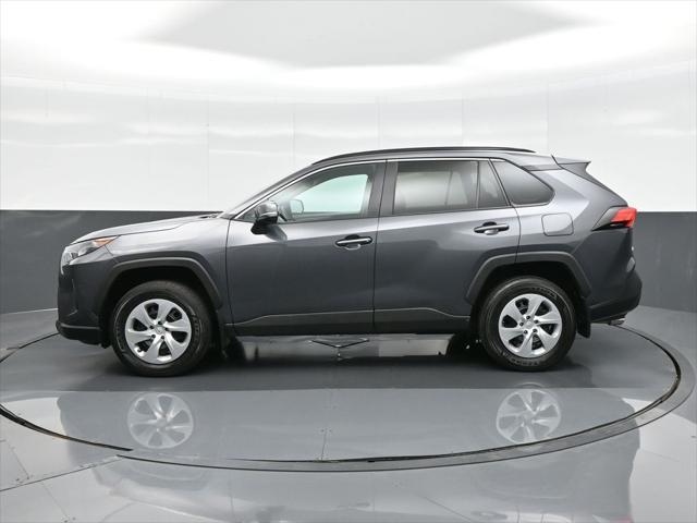 2021 toyota rav4 le