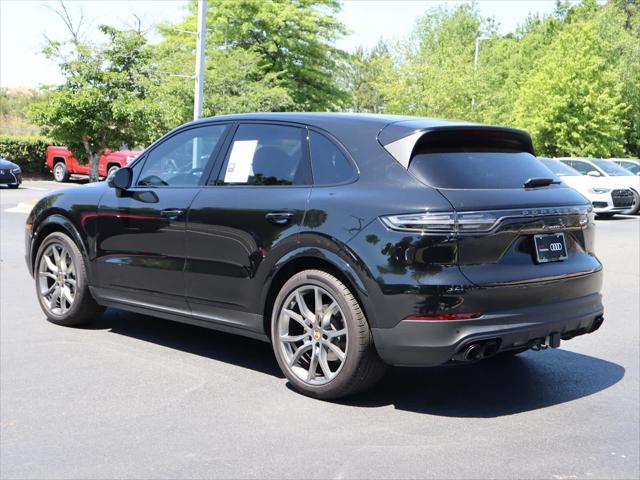 2023 porsche cayenne platinum edition