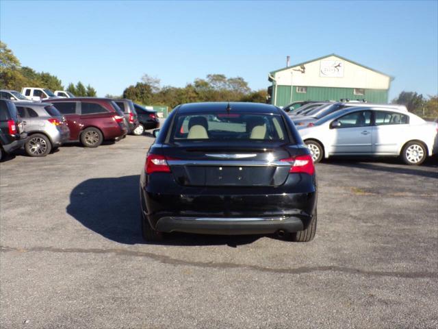 2012 chrysler 200 limited