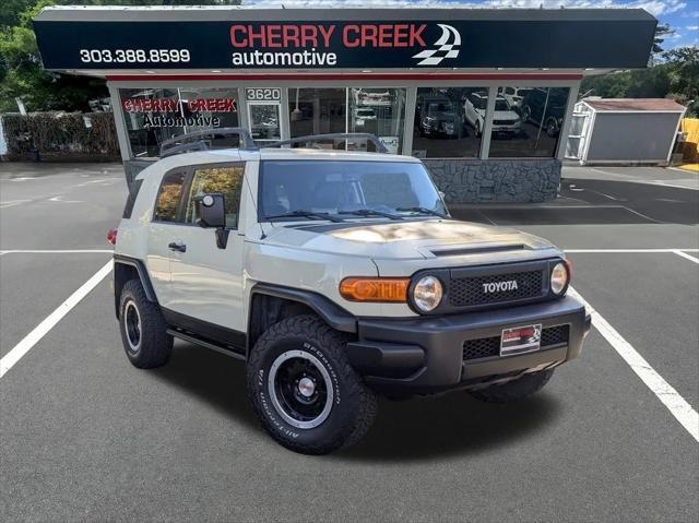 2010 toyota fj cruiser base