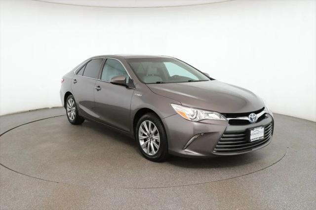 2017 toyota camry hybrid xle