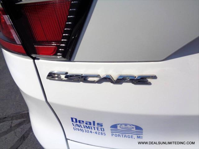 2018 ford escape se