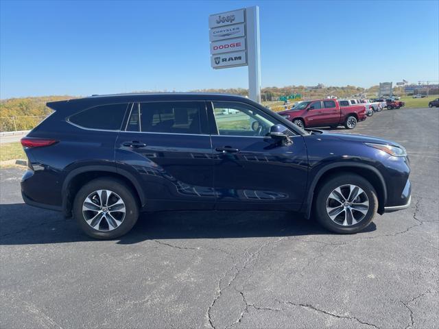 2020 toyota highlander xle