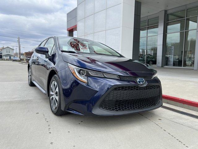 2022 toyota corolla hybrid le