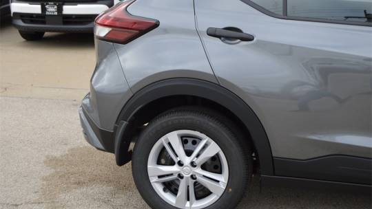 2024 Nissan Kicks