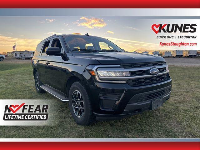 2023 ford expedition xlt