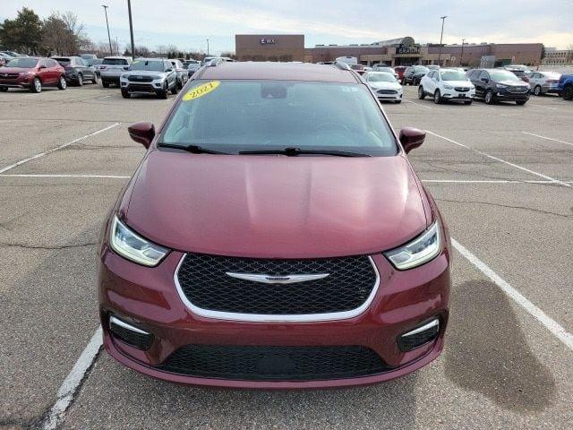 2021 chrysler pacifica touring l in rochester, michigan