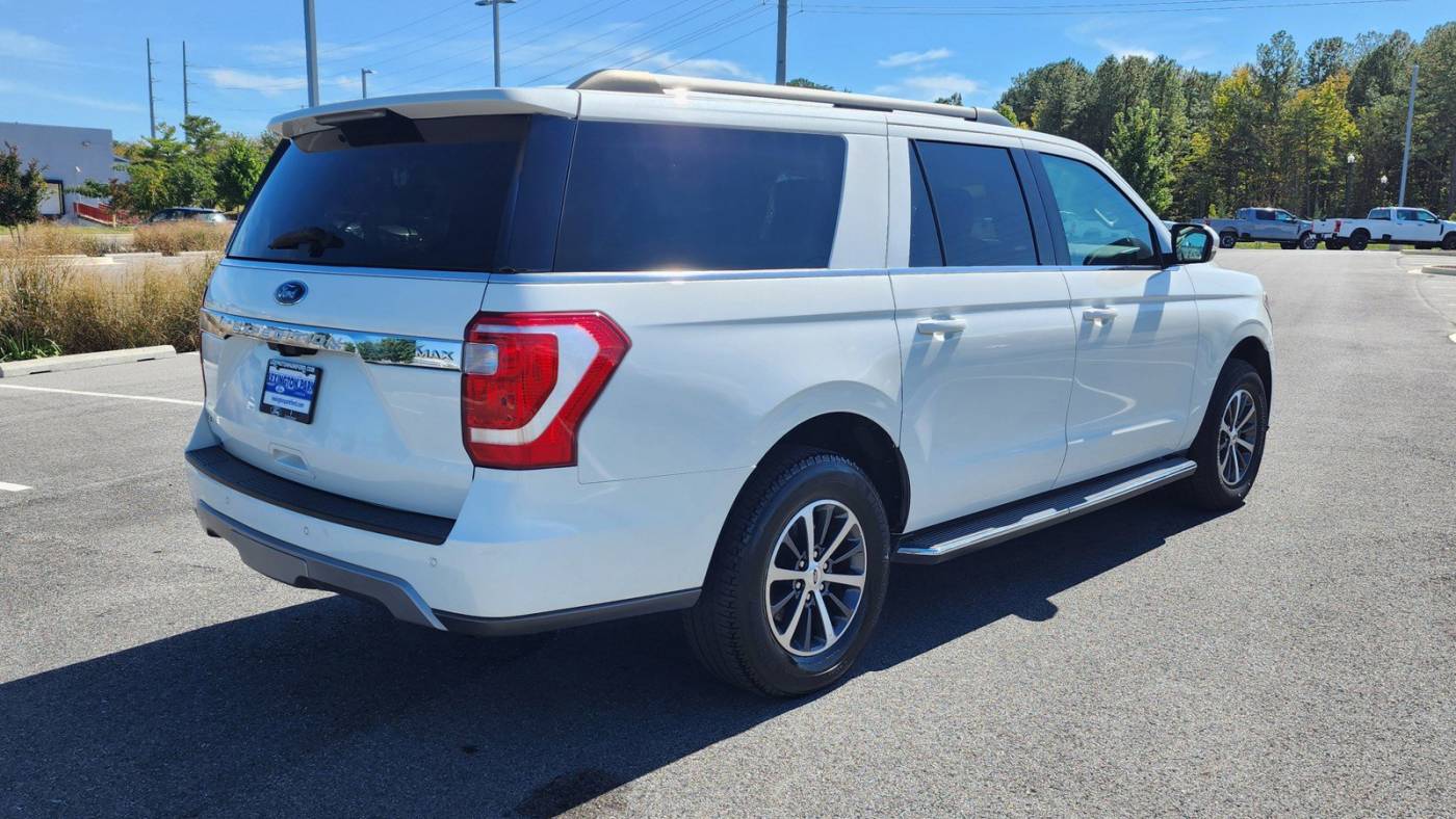 2021 ford expedition max xlt