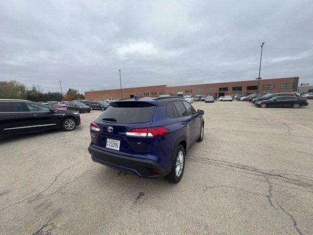 2023 toyota corolla cross le