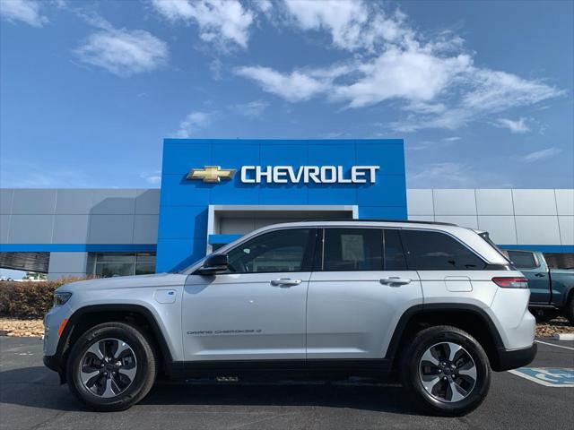 2024 jeep grand cherokee 4xe base
