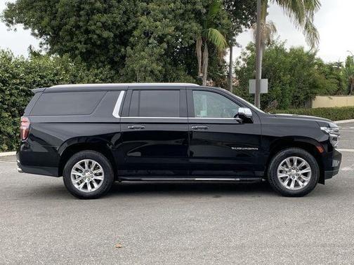 2023 chevrolet suburban