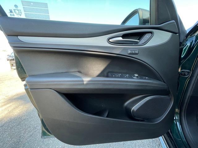 2021 alfa romeo stelvio ti sport