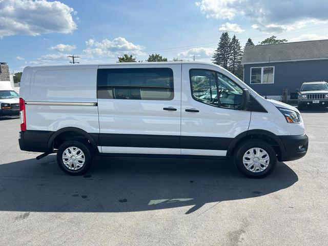 2023 ford transit-250 t-250 130 low rf 9070 gvwr