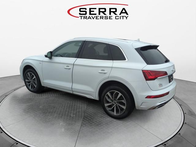 2022 audi q5 45 s line premium